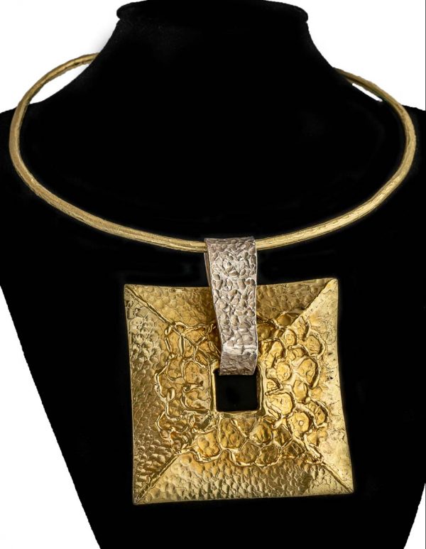 Collana Pagoda bronzo e argento