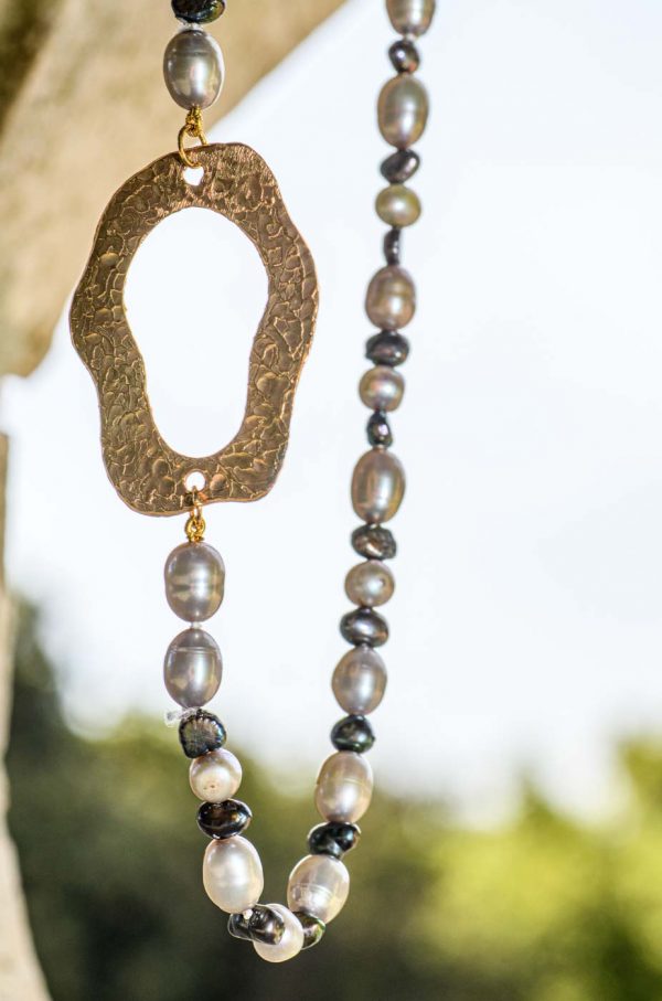 Collana forme su perle di fiume